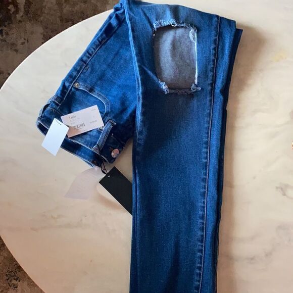 🆕🆕🆕  💥STONE ROW Ladies size 27 jeans 🔥🆕🆕🆕 - Picture 3 of 5